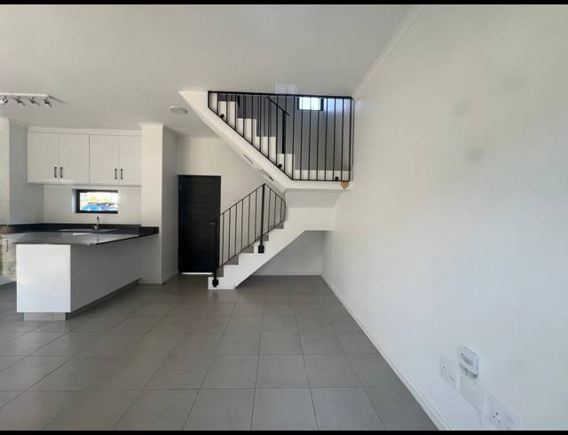 2 BEDROOM APARTMENT TO LET IN WATERFALL
